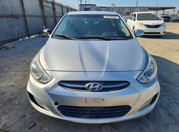 KMHCT5AE8HU336023 2017 HYUNDAI ACCENT Серебряный Вид спереди