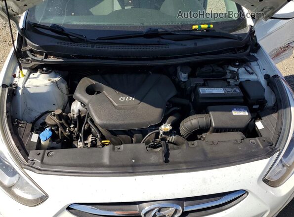KMHCT5AE9GU255076 2016 HYUNDAI ACCENT White Вид задньої частини салону