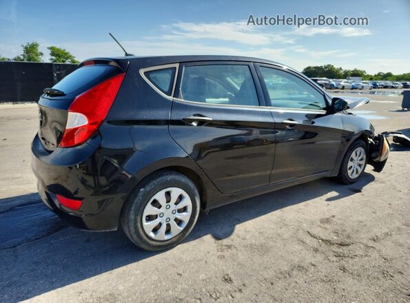KMHCT5AE9HU306366 2017 HYUNDAI ACCENT Black Trasero derecho