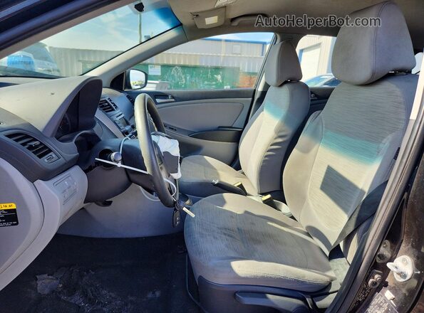 KMHCT5AE9HU306366 2017 HYUNDAI ACCENT Black Vista interior delantera