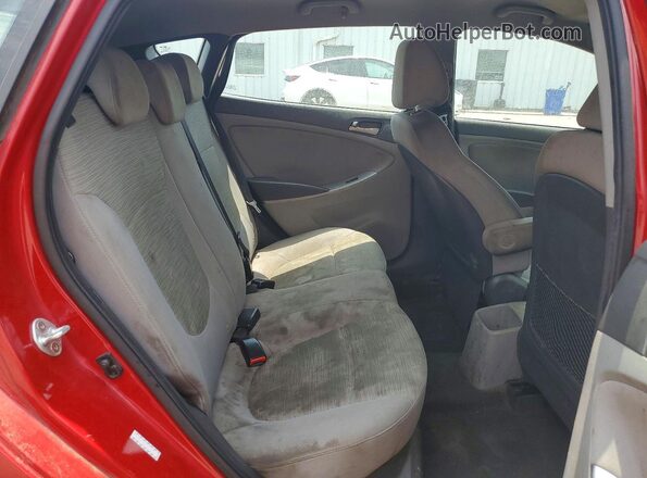 KMHCT5AE9HU348374 2017 HYUNDAI ACCENT Red უკანა სავარძლების ხედი