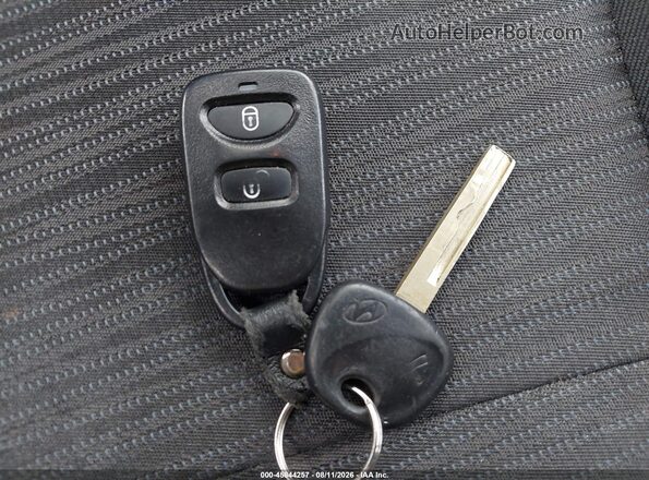 KMHCT5AEXGU274879 2016 HYUNDAI ACCENT Серебряный Вид панели приборов