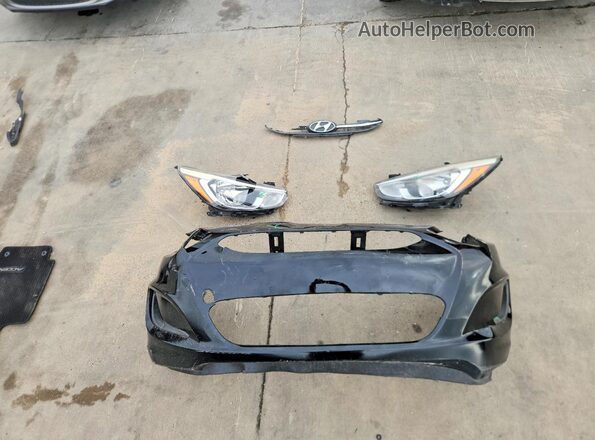 KMHCT5AEXHU347587 2017 HYUNDAI ACCENT Black Вид підкапотного простору