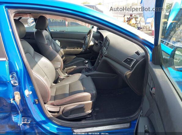 KMHD04LB0HU336771 2017 HYUNDAI ELANTRA Blue Вид салону спереду