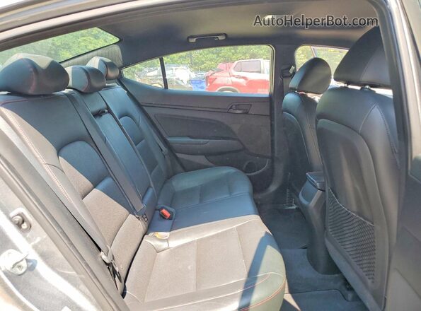 KMHD04LB0JU613215 2018 HYUNDAI ELANTRA Gray უკანა სავარძლების ხედი