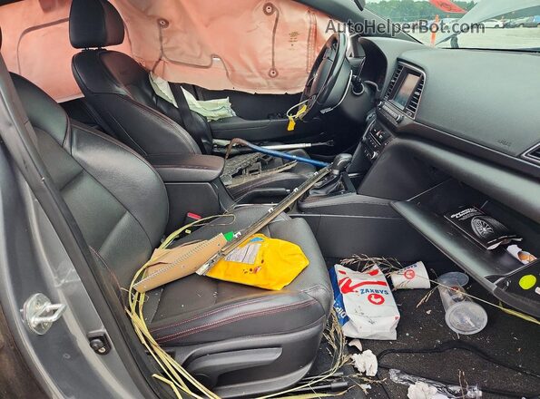 KMHD04LB1HU292439 2017 HYUNDAI ELANTRA Gray წინა სალონის ხედი
