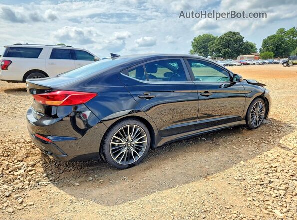 KMHD04LB3JU523136 2018 HYUNDAI ELANTRA Black Հետևի աջ