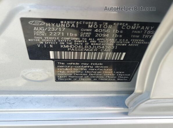 KMHD04LB3JU543631 2018 HYUNDAI ELANTRA Silver Vista del compartimento del motor