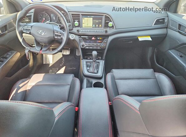 KMHD04LB4JU574631 2018 HYUNDAI ELANTRA Charcoal Вид панелі приладів