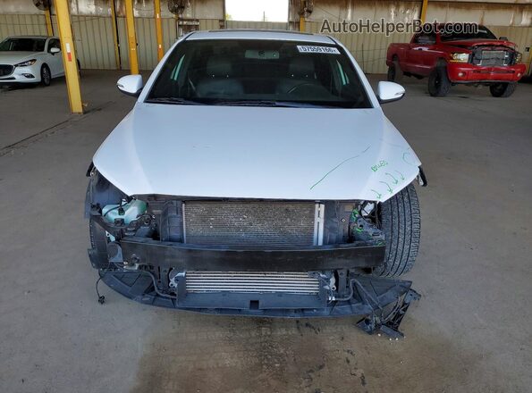KMHD04LB7JU482011 2018 HYUNDAI ELANTRA White Widok z przodu