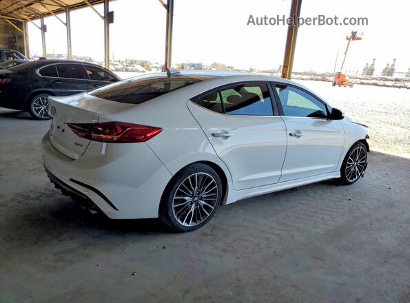 KMHD04LB7JU482011 2018 HYUNDAI ELANTRA White Tył prawy