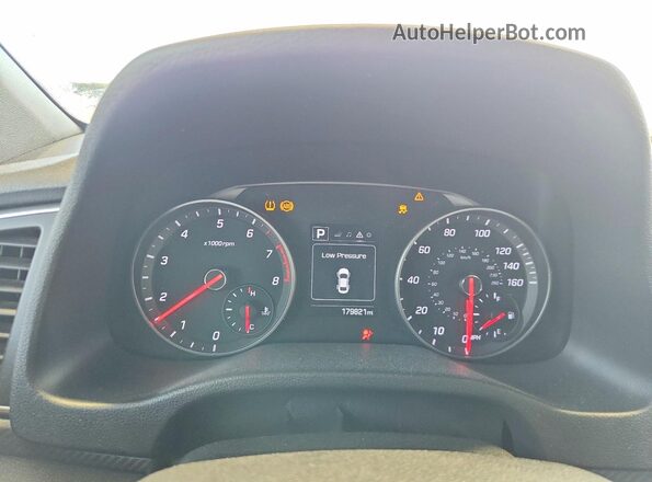 KMHD04LB7JU503164 2018 HYUNDAI ELANTRA Серебряный Вид щитка приборов
