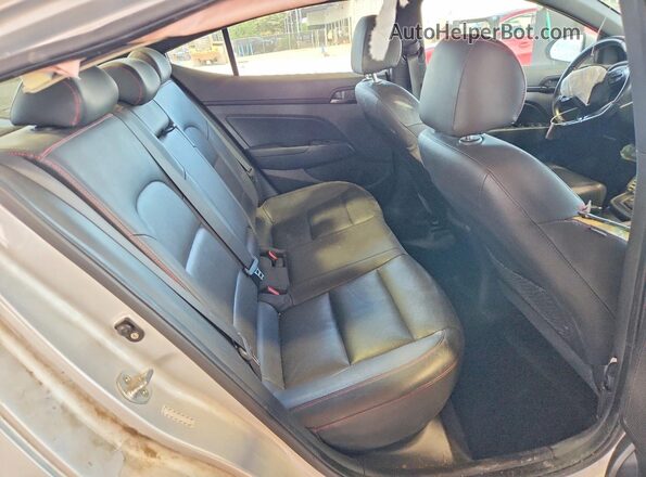 KMHD04LB7JU503164 2018 HYUNDAI ELANTRA Серебряный Вид задних сидений