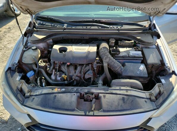 KMHD04LB7JU574946 2018 HYUNDAI ELANTRA Silver Вид задньої частини салону