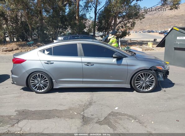 KMHD04LB8HU359764 2017 HYUNDAI ELANTRA Gray Vista interior trasera