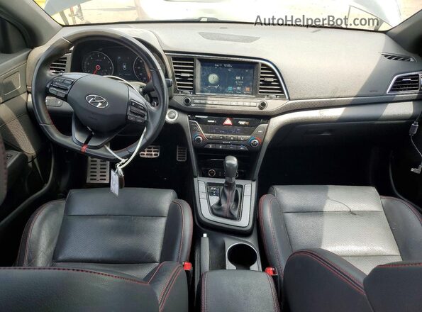 KMHD04LB8JU499139 2018 HYUNDAI ELANTRA Черный Вид панели приборов