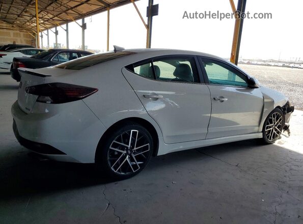 KMHD04LB8KU838581 2019 HYUNDAI ELANTRA White Trasero derecho