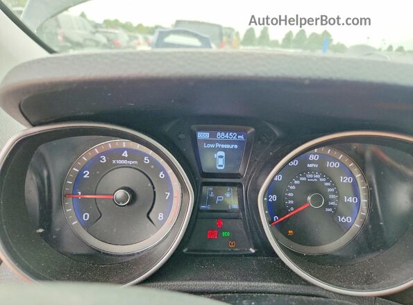 KMHD35LH0GU300577 2016 HYUNDAI ELANTRA Черный Вид щитка приборов
