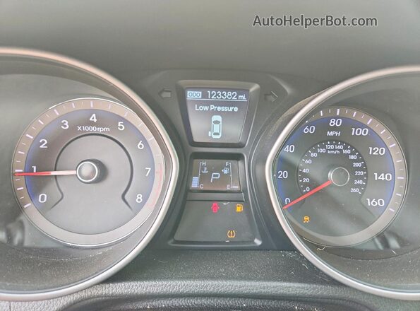 KMHD35LH1HU354617 2017 HYUNDAI ELANTRA Black Widok zestawu wskaźników