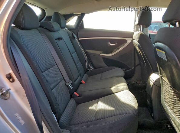 KMHD35LH3GU305305 2016 HYUNDAI ELANTRA Серебряный Вид задних сидений