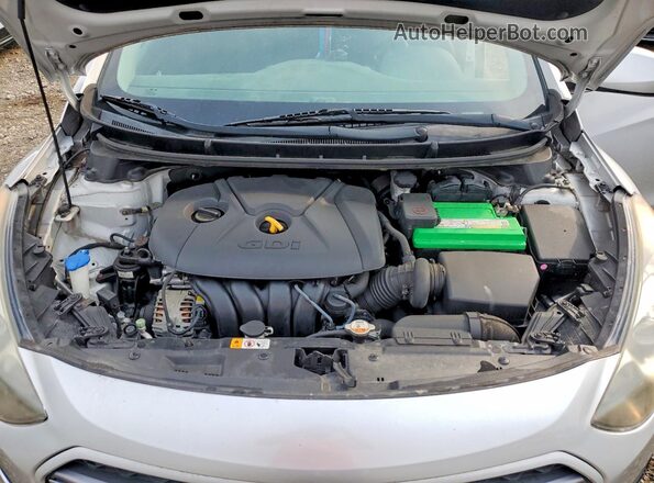 KMHD35LH3HU376862 2017 HYUNDAI ELANTRA Silver Widok wnętrza z tyłu