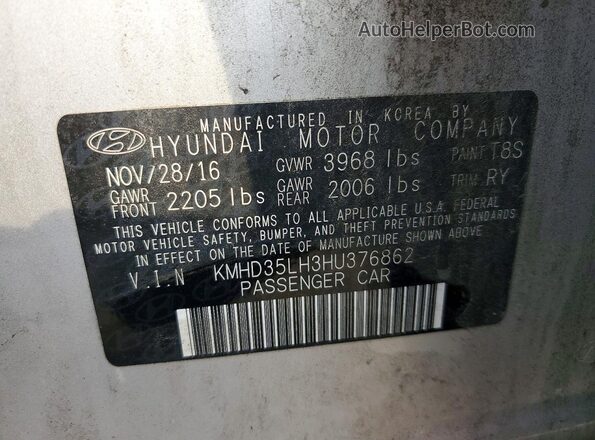 KMHD35LH3HU376862 2017 HYUNDAI ELANTRA Silver Widok komory silnika