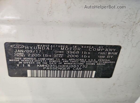 KMHD35LH3HU383732 2017 HYUNDAI ELANTRA White Widok komory silnika