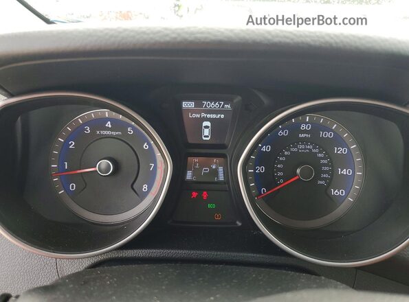 KMHD35LH4GU319715 2016 HYUNDAI ELANTRA Серебряный Вид щитка приборов