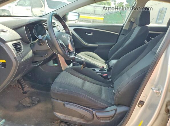 KMHD35LH6GU264166 2016 HYUNDAI ELANTRA Silver Front interior view