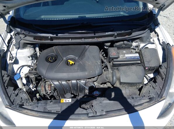 KMHD35LH8GU251600 2016 HYUNDAI ELANTRA GT White Vista trasera