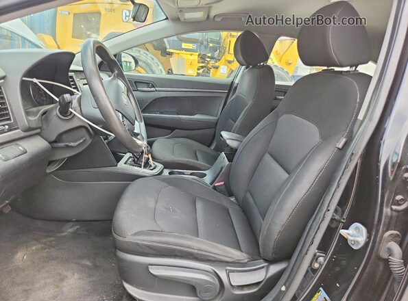 KMHD74LF0HU079528 2017 HYUNDAI ELANTRA Black წინა სალონის ხედი