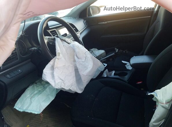 KMHD74LF0KU805721 2019 HYUNDAI ELANTRA Черный Вид салона спереди