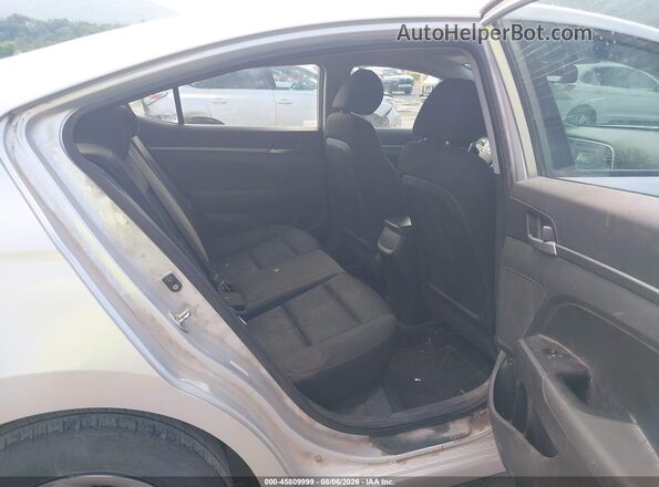 KMHD74LF1JU570972 2018 HYUNDAI ELANTRA Silver VIN sticker view