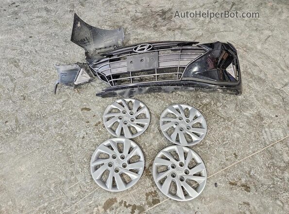 KMHD74LF5KU757777 2019 HYUNDAI ELANTRA Black ძრავის განყოფილების ხედი