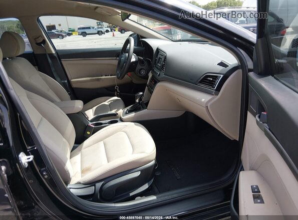 KMHD74LF6HU423623 2017 HYUNDAI ELANTRA Black Front interior view