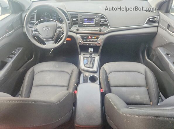 KMHD74LF6JU519466 2018 HYUNDAI ELANTRA Silver Widok deski rozdzielczej