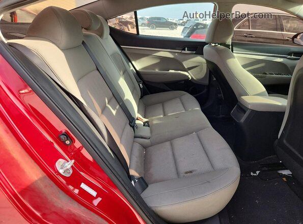 KMHD74LF8HU189405 2017 HYUNDAI ELANTRA Red უკანა სავარძლების ხედი