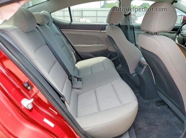 KMHD74LF8HU396330 2017 HYUNDAI ELANTRA Red უკანა სავარძლების ხედი