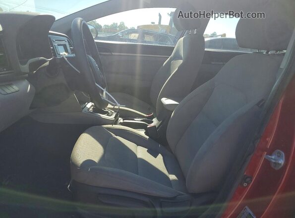 KMHD74LFXHU077611 2017 HYUNDAI ELANTRA Темно-бордовый Вид салона спереди