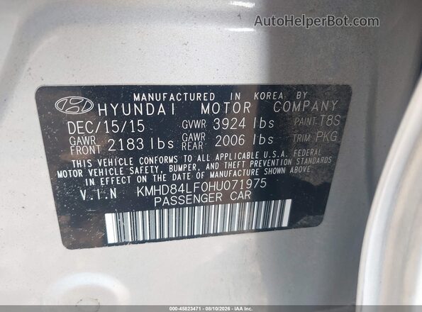 KMHD84LF0HU071975 2017 HYUNDAI ELANTRA Silver Widok komory silnika