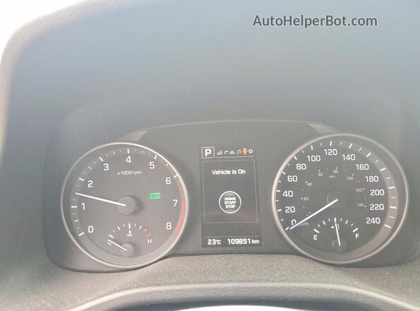 KMHD84LF0HU253000 2017 HYUNDAI ELANTRA Gray ხელსაწყოთა პანელის ხედი