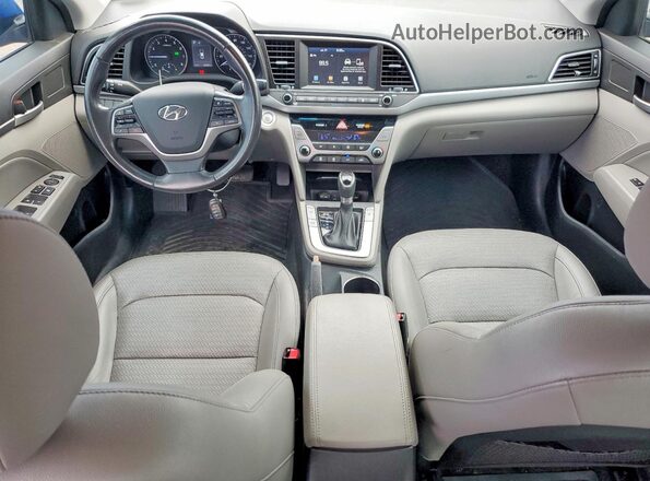 KMHD84LF0HU359799 2017 HYUNDAI ELANTRA Blue Առջևի վահանակի տեսք
