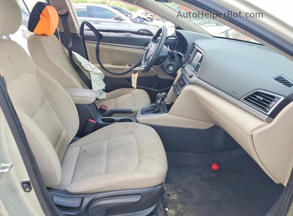 KMHD84LF0HU431231 2017 HYUNDAI ELANTRA Cream Widok wnętrza z przodu