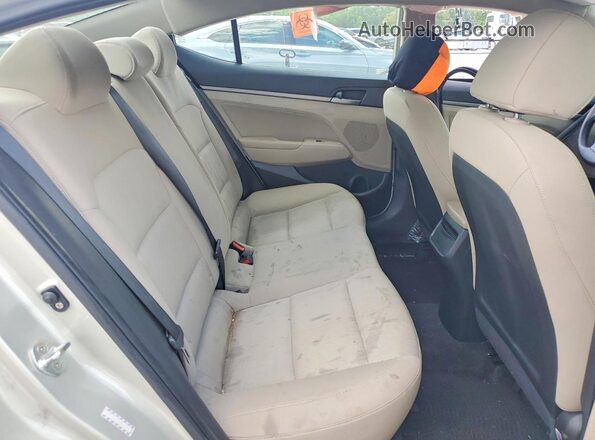 KMHD84LF0HU431231 2017 HYUNDAI ELANTRA Cream Widok tylnych siedzeń