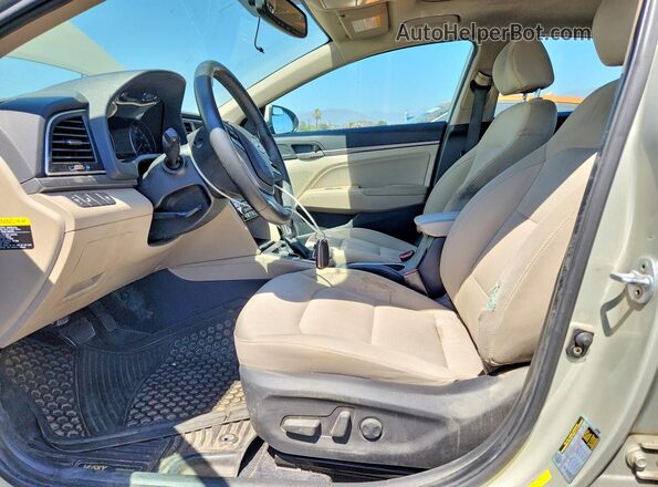 KMHD84LF1HU250428 2017 HYUNDAI ELANTRA Gray Widok wnętrza z przodu