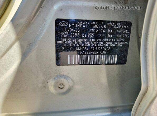 KMHD84LF1HU250428 2017 HYUNDAI ELANTRA Gray Widok komory silnika