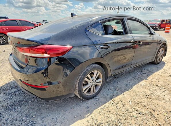 KMHD84LF1JU610657 2018 HYUNDAI ELANTRA Black Սարքավորումների վահանակի տեսք