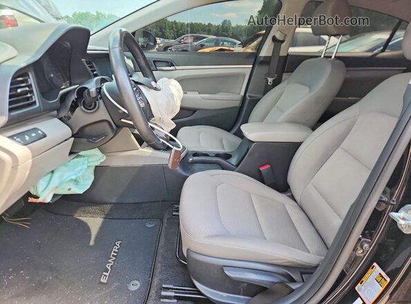KMHD84LF1LU107438 2020 HYUNDAI ELANTRA Black წინა სალონის ხედი