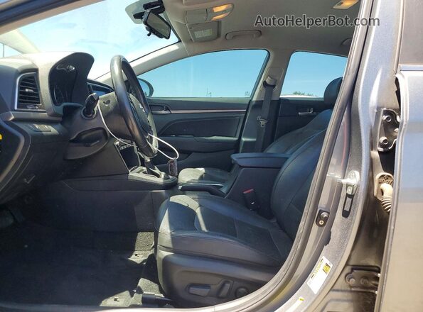 KMHD84LF2HU359268 2017 HYUNDAI ELANTRA Gray Вид салону спереду