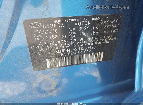 KMHD84LF2HU359898 2017 HYUNDAI ELANTRA Blue Widok komory silnika